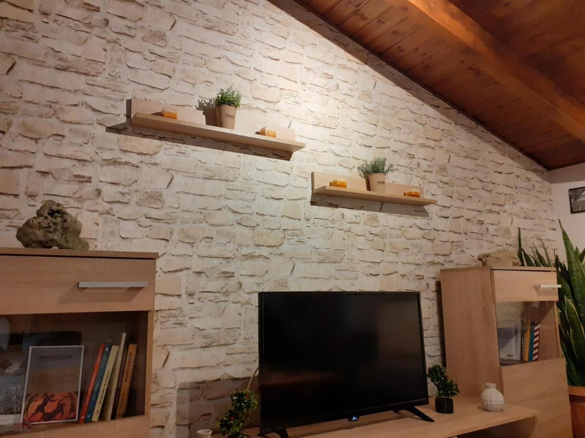 The View Attic Apartment Ioannina Exterior photo